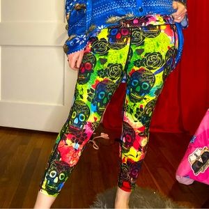 Rainbow skull leggings